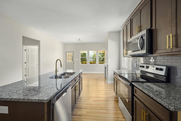 Welke bloemen bloeien het langst in de zomer?